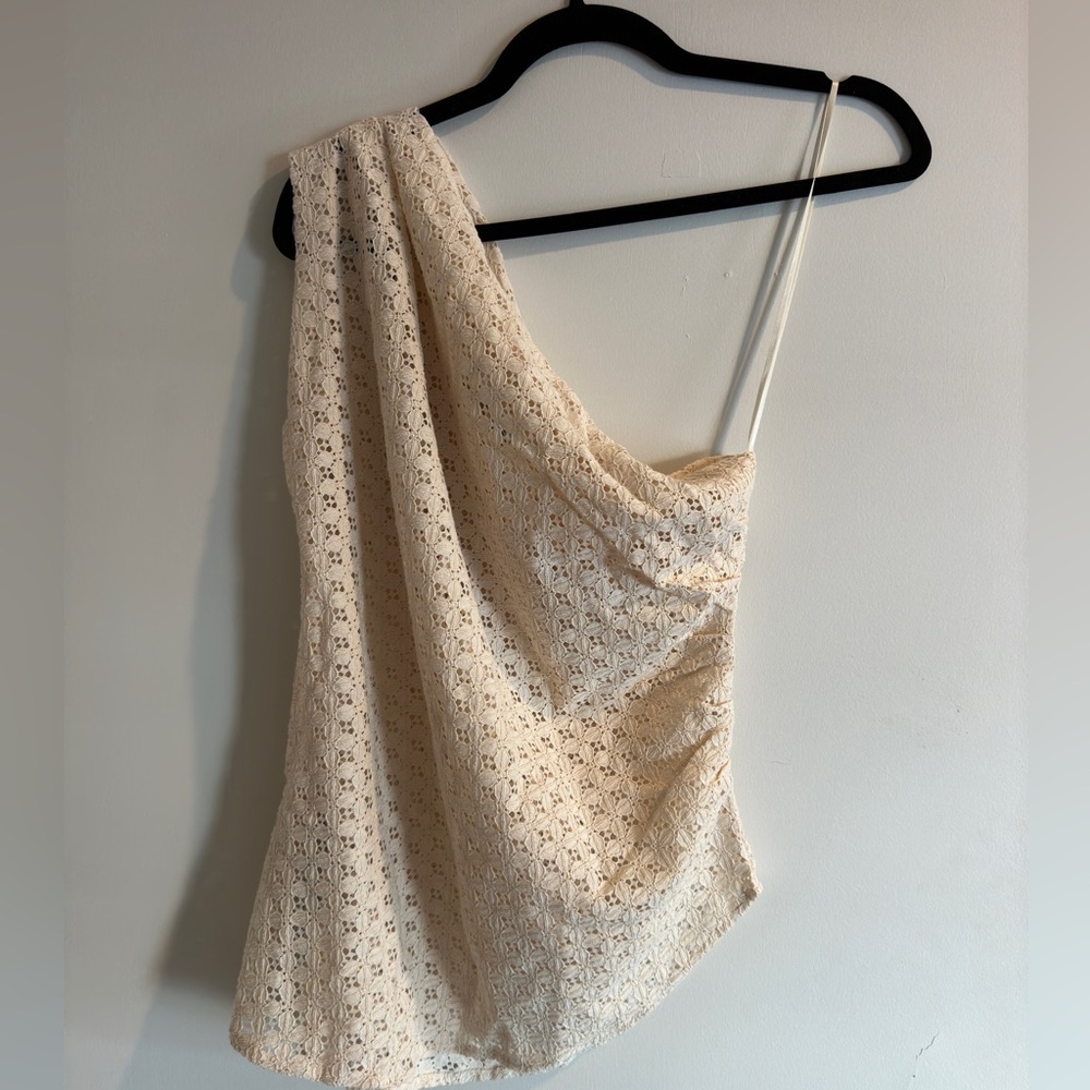 NWT Mango Assymetrical Crochet Pattern Top XL